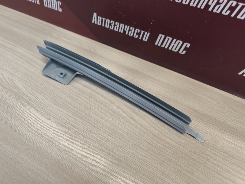 Направляющая стекла     двери - фото 4