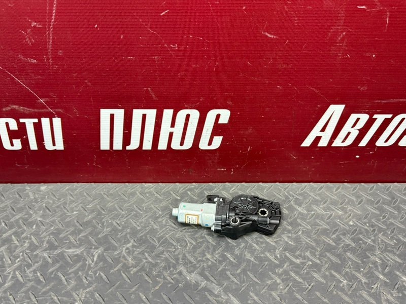 Моторчик водительского эсп - фото 1