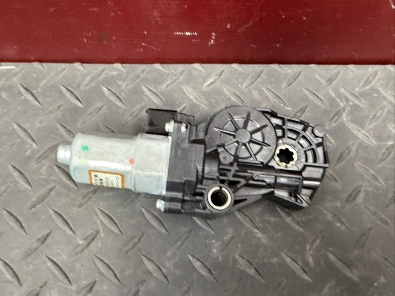 Моторчик водительского эсп - фото 3