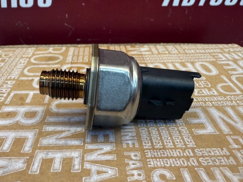 Датчик давления топлива - фото 6