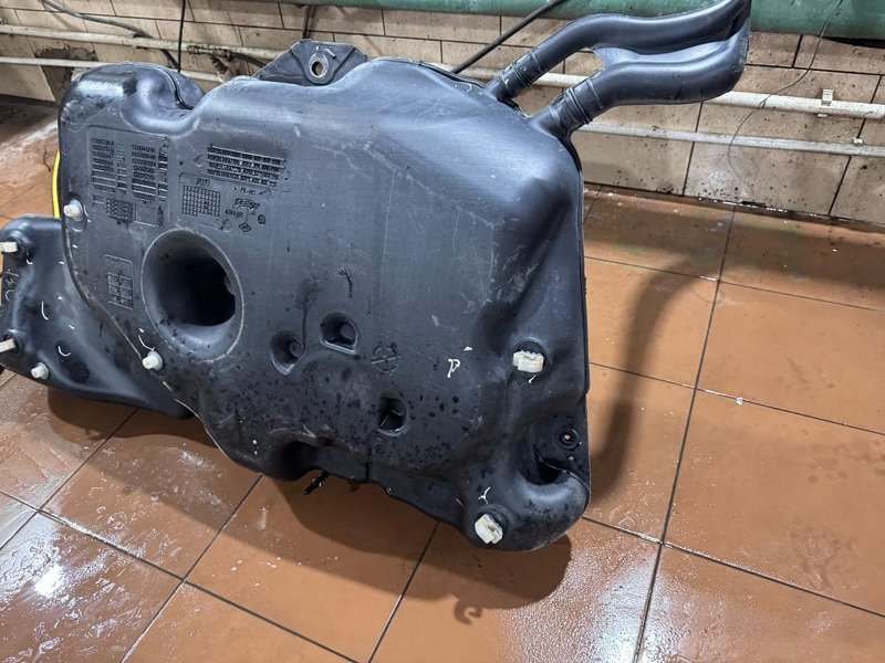 Топливный бак - фото 7