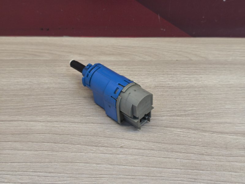 Датчик педали сцепления - фото 2