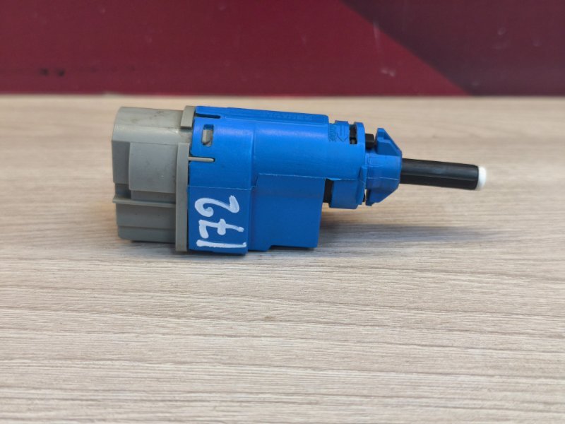 Датчик педали сцепления - фото 6