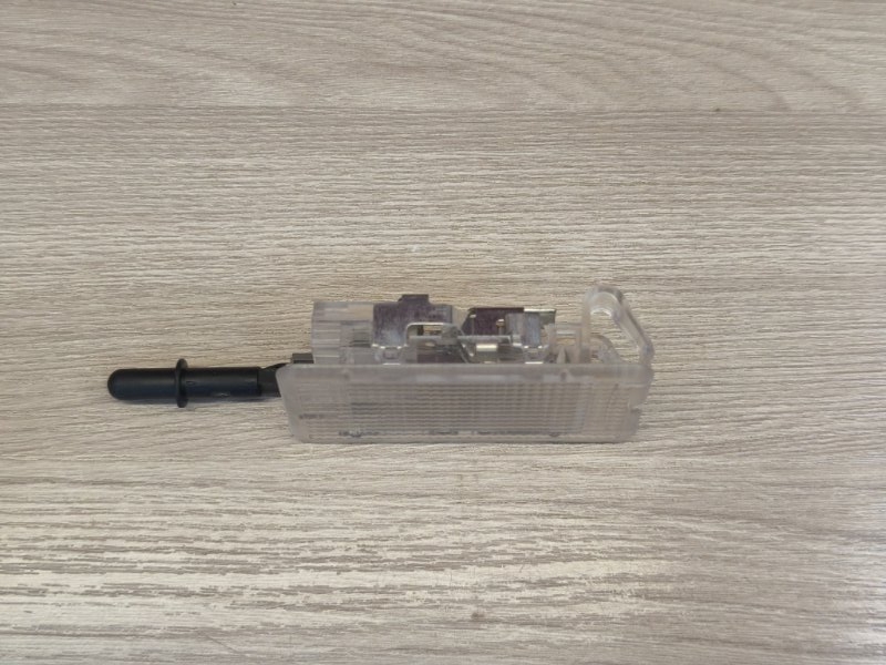 Плафон подсветки багажника - фото 4