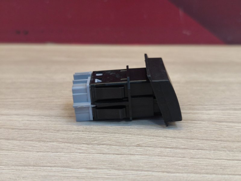 Кнопка центрального замка - фото 8