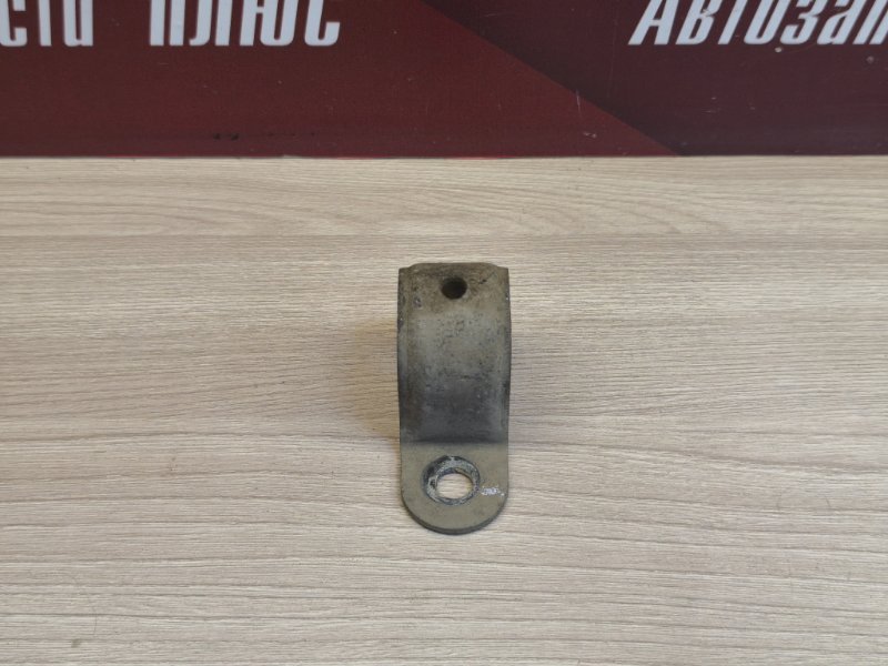 Кронштейн втулки стабилизатора - фото 2