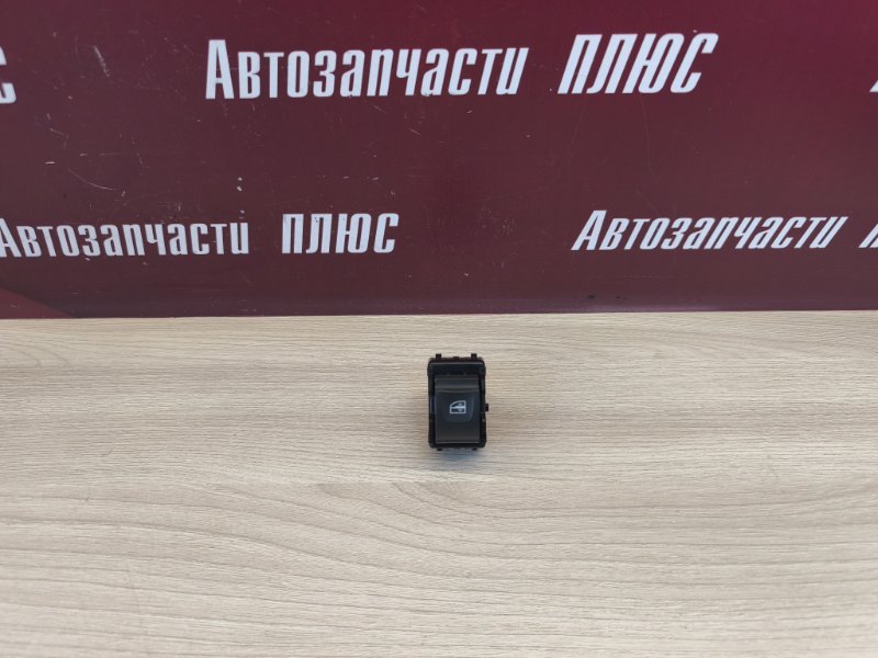 Кнопка стеклоподъемника - фото 1