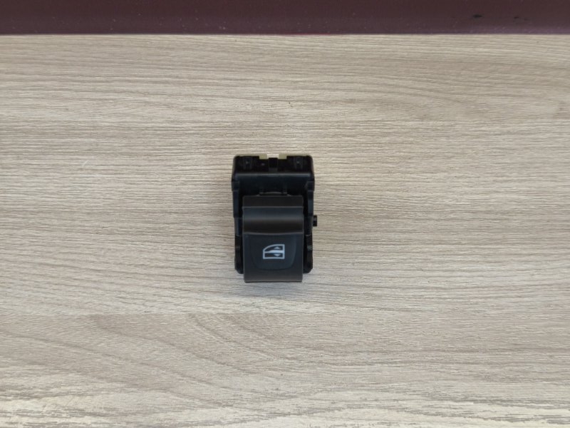 Кнопка стеклоподъемника - фото 3