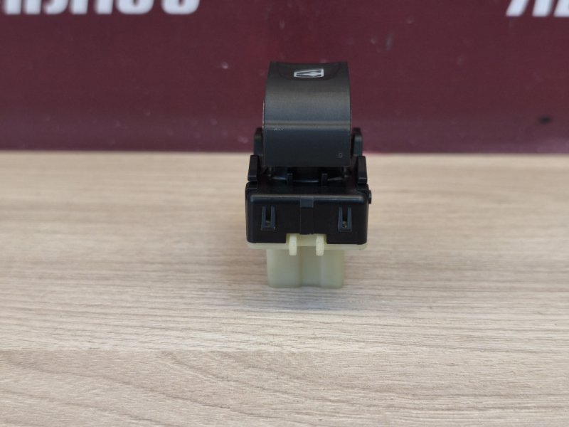 Кнопка стеклоподъемника - фото 4