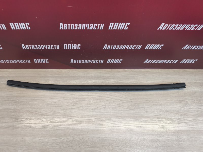 Уплотнитель капота - фото 2