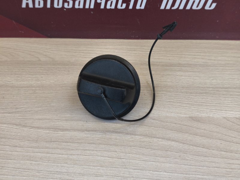 Крышка топливного бака - фото 2