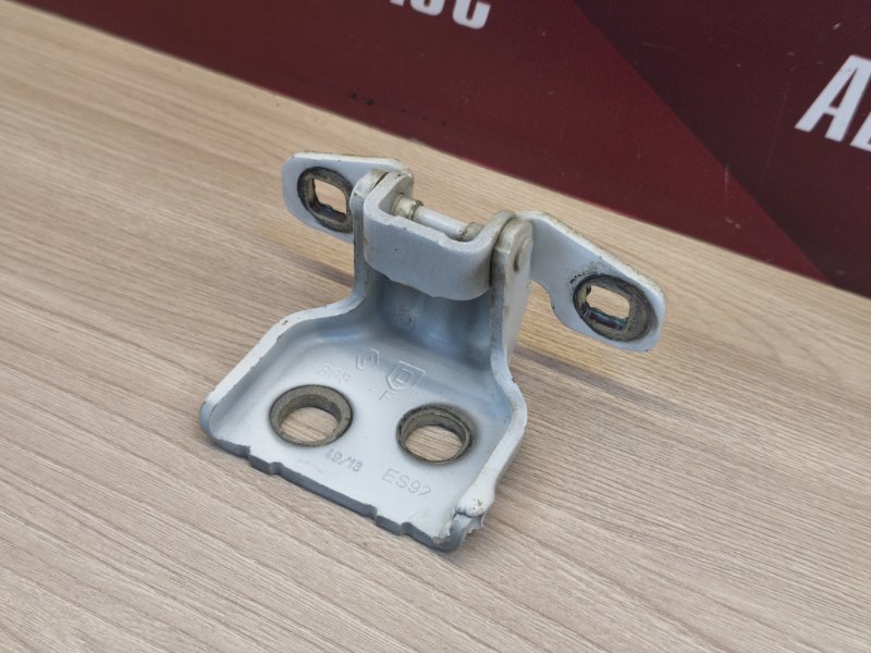 Петля двери - фото 4