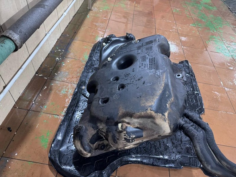 Топливный бак - фото 7