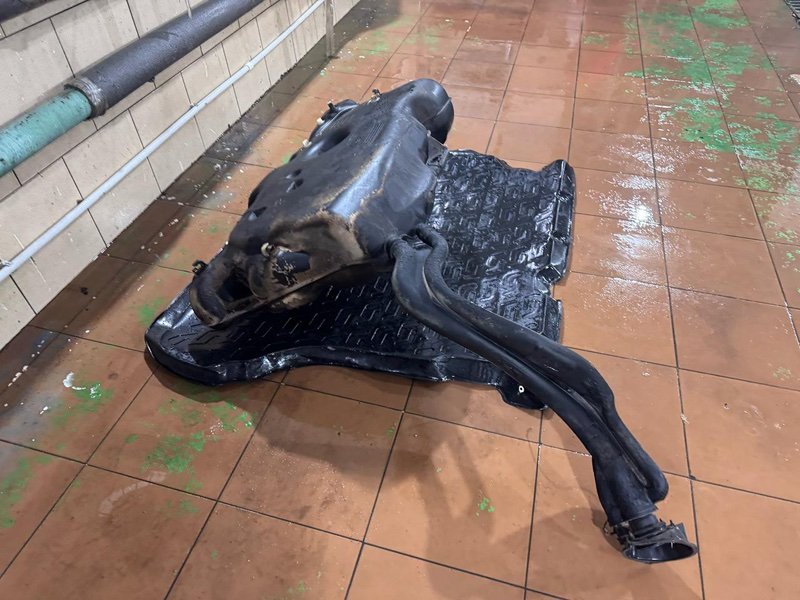 Топливный бак - фото 8