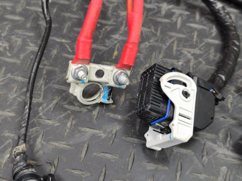 Проводка подкапотная - фото 4