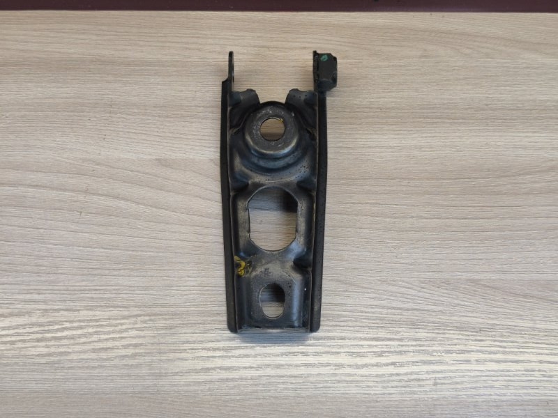 Кронштейн опоры двигателя - фото 2