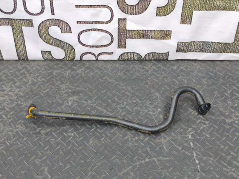 Шланг вакуумного усилителя - фото 1