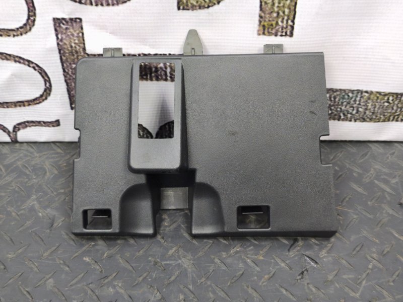 Крышка бардачка - фото 2