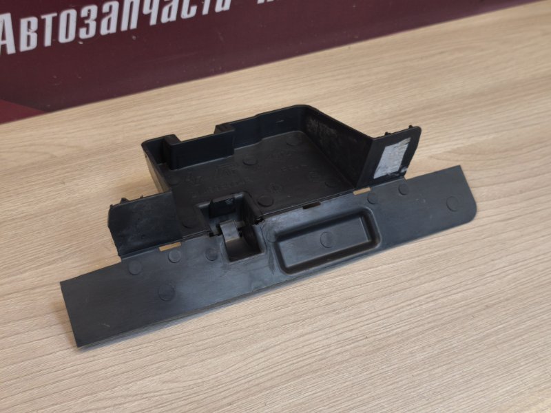 Дефлектор радиатора - фото 9