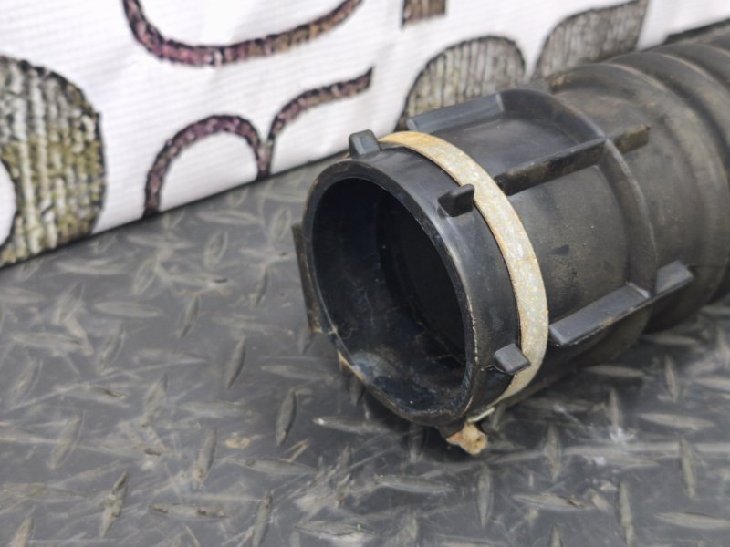Патрубок воздушного фильтра - фото 7