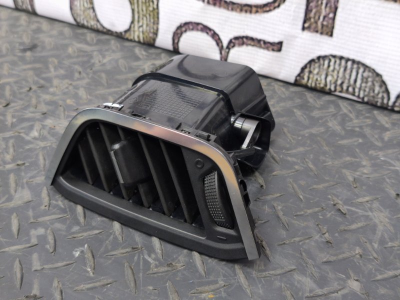 Воздушный дефлектор салона - фото 4