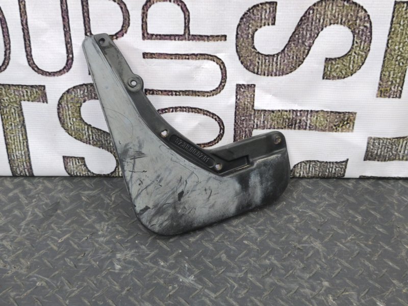 Брызговик - фото 1