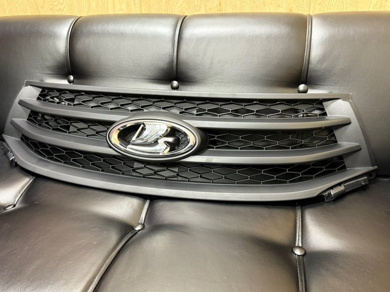 Решетка радиатора - фото 2