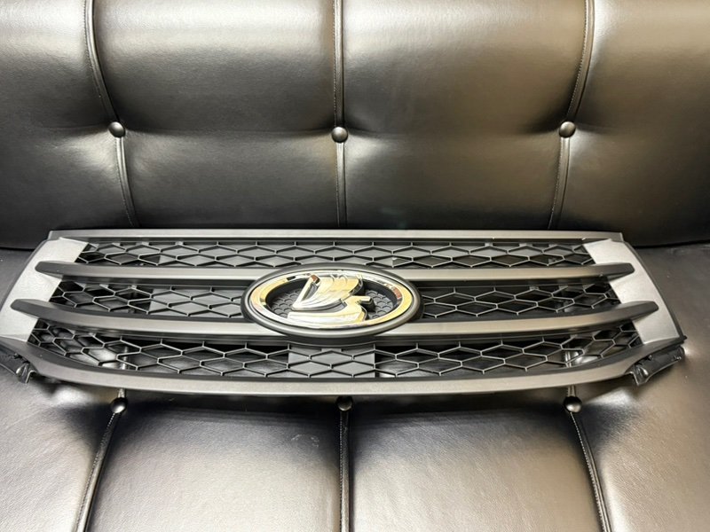 Решетка радиатора - фото 5