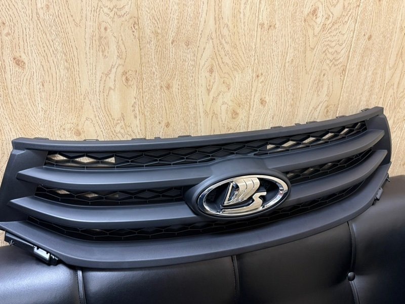 Решетка радиатора - фото 3