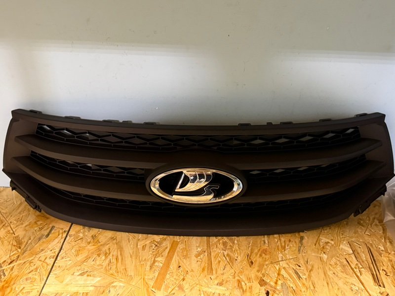 Решетка радиатора - фото 2