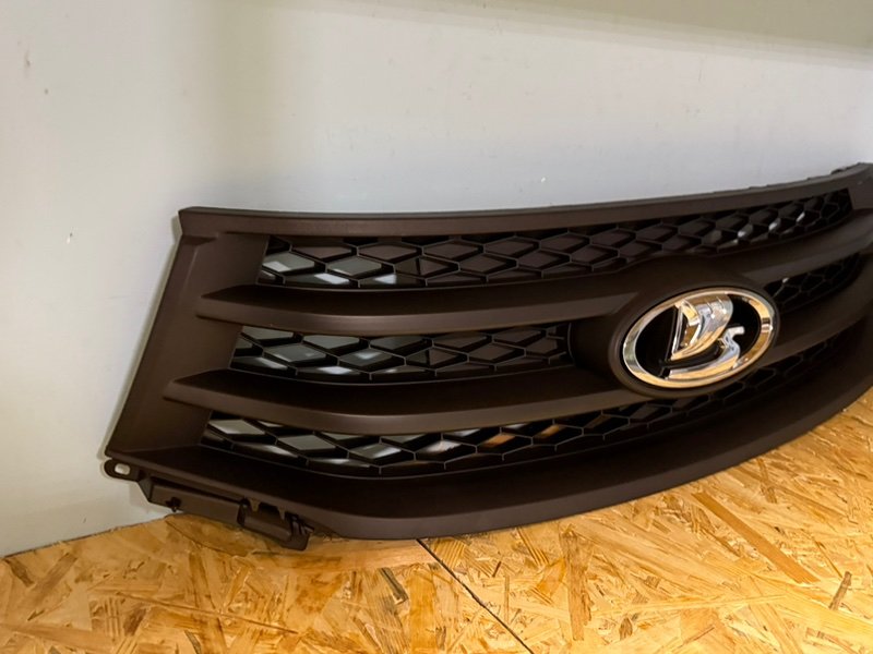 Решетка радиатора - фото 5