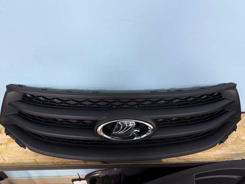 Решетка радиатора - фото 4