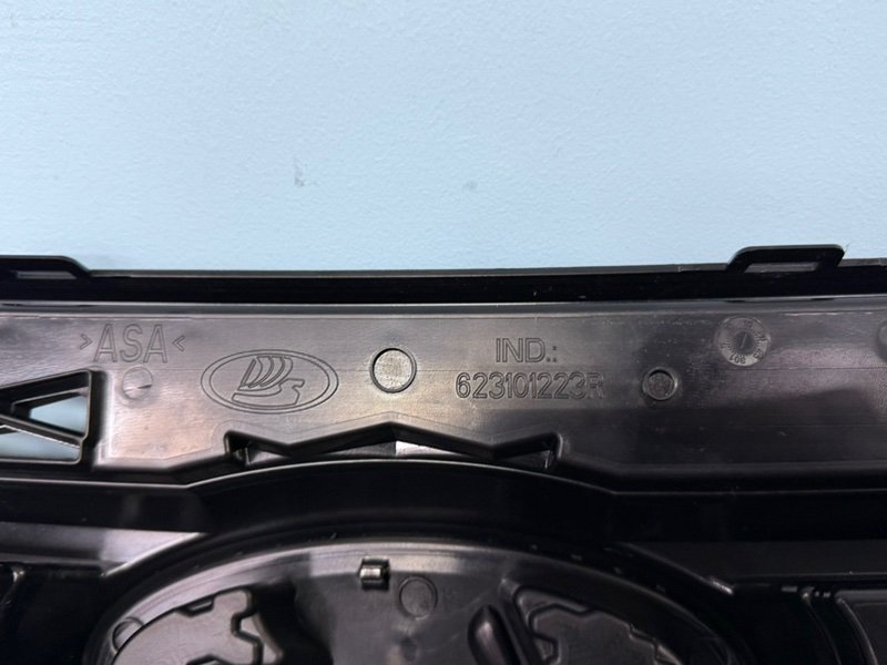 Решетка радиатора - фото 6