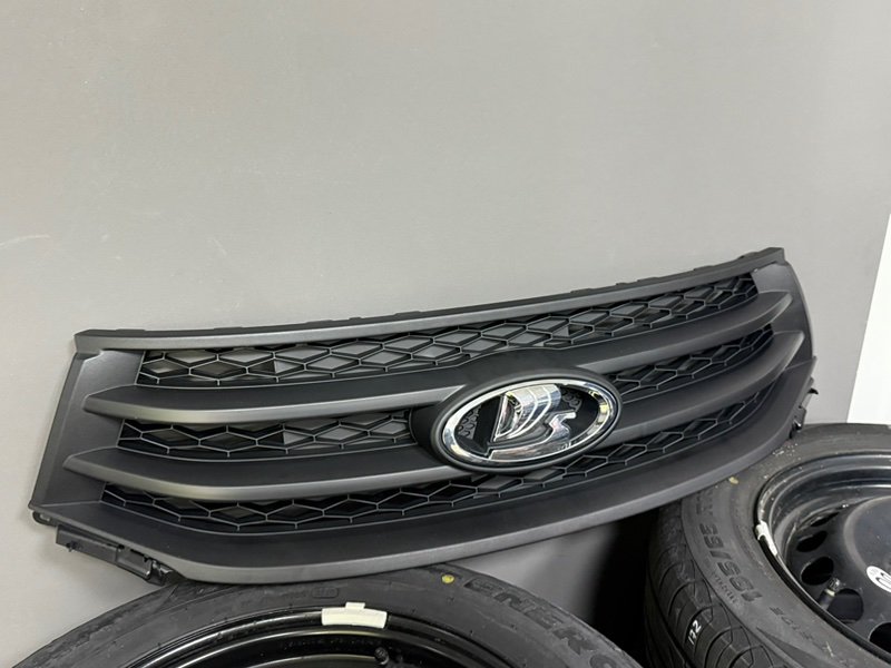 Решетка радиатора - фото 2