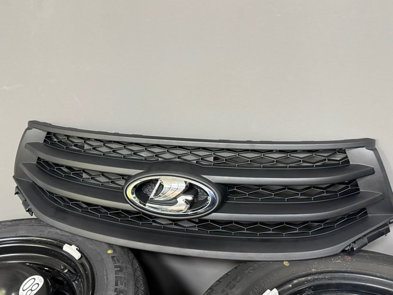 Решетка радиатора - фото 3