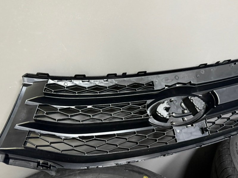 Решетка радиатора - фото 9