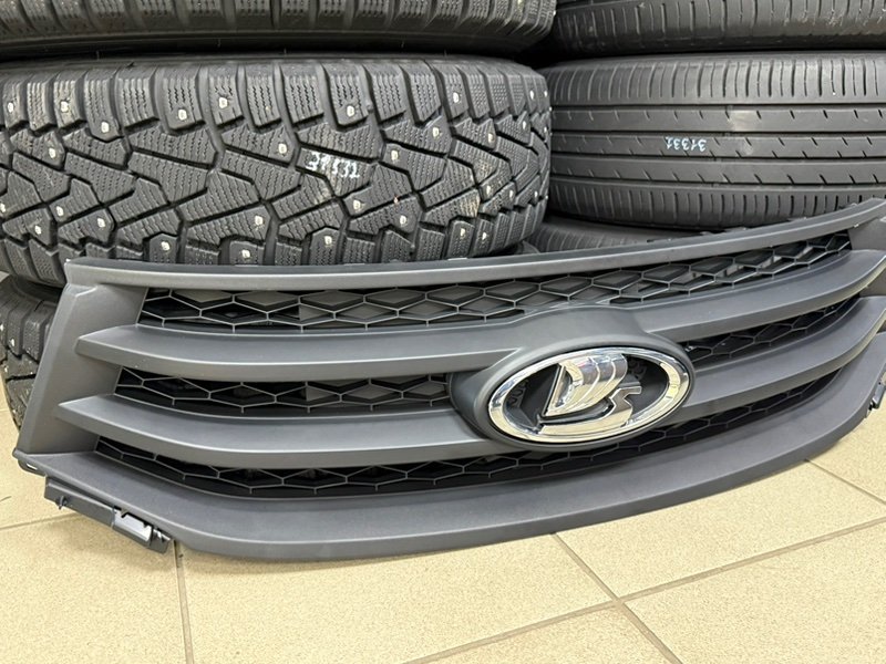 Решетка радиатора - фото 3