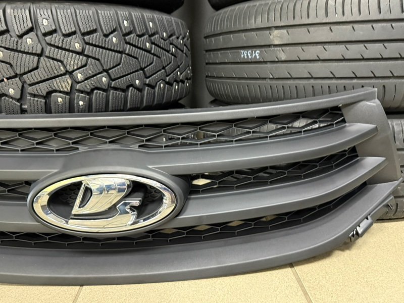 Решетка радиатора - фото 4