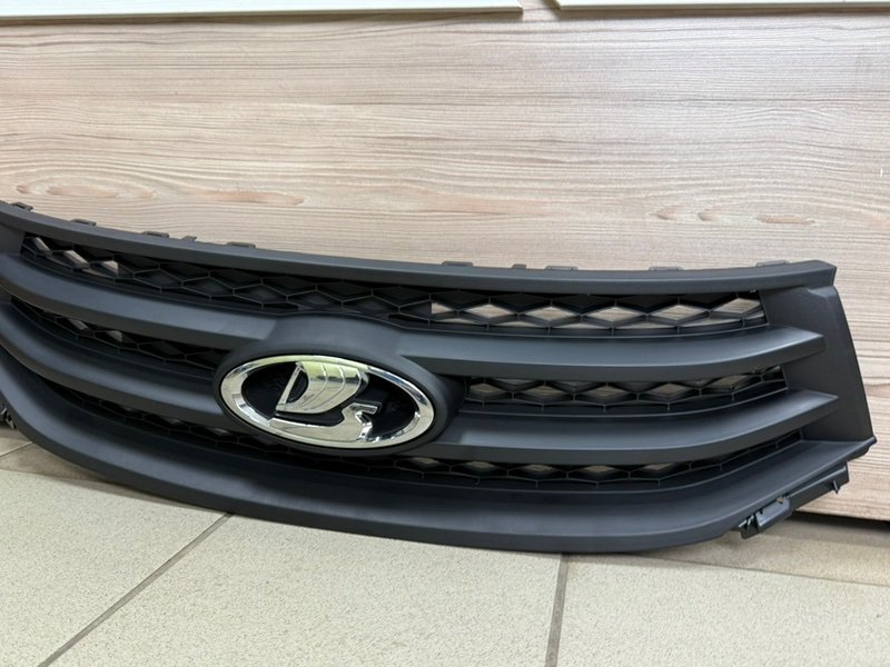 Решетка радиатора - фото 3