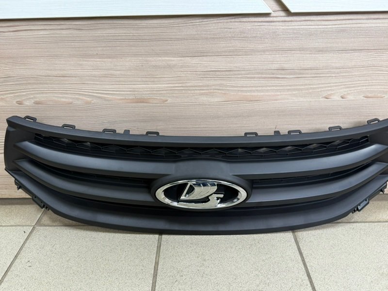 Решетка радиатора - фото 5