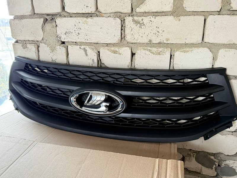 Решетка радиатора - фото 3