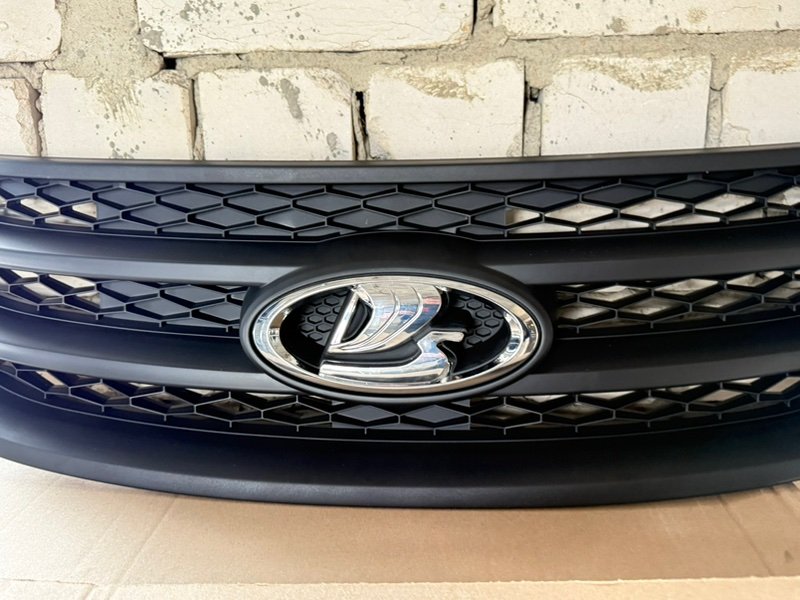 Решетка радиатора - фото 5