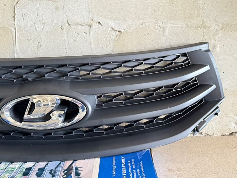 Решетка радиатора - фото 4