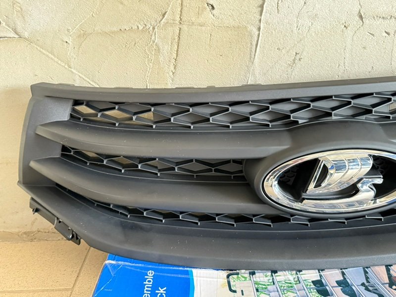 Решетка радиатора - фото 6