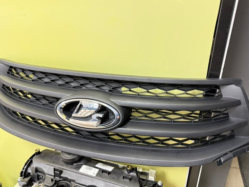 Решетка радиатора - фото 3