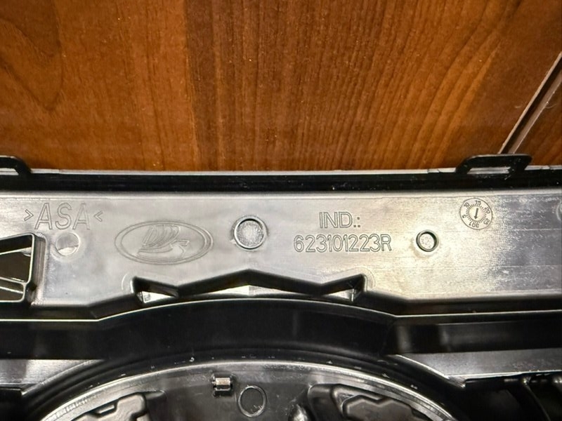 Решетка радиатора - фото 8