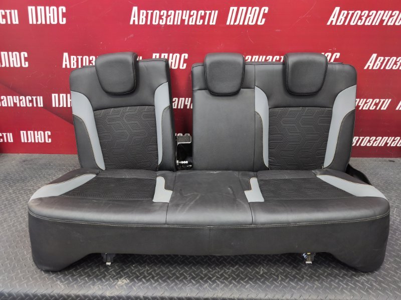 Сиденья комплект - фото 1