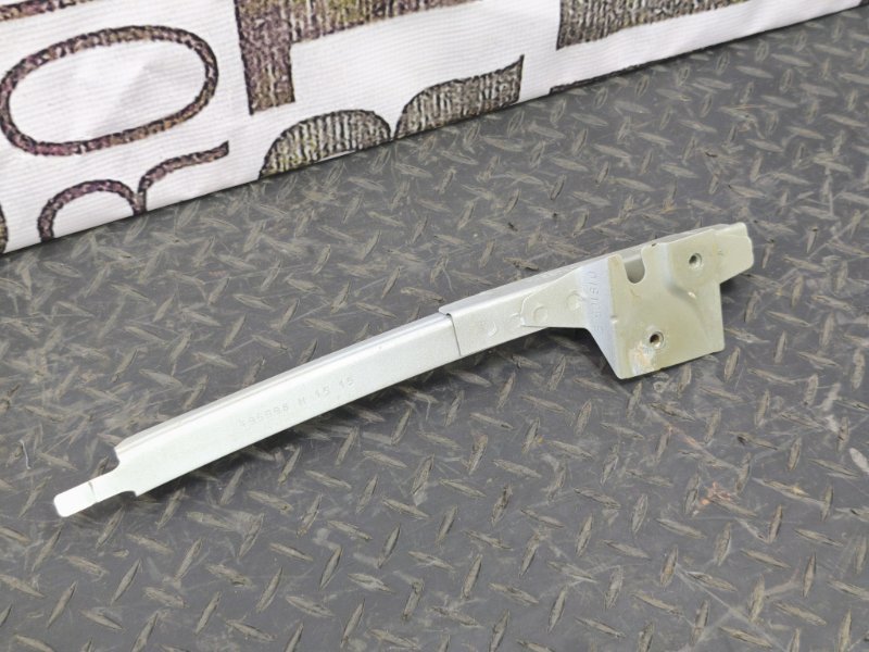 Направляющая стекла     двери - фото 9