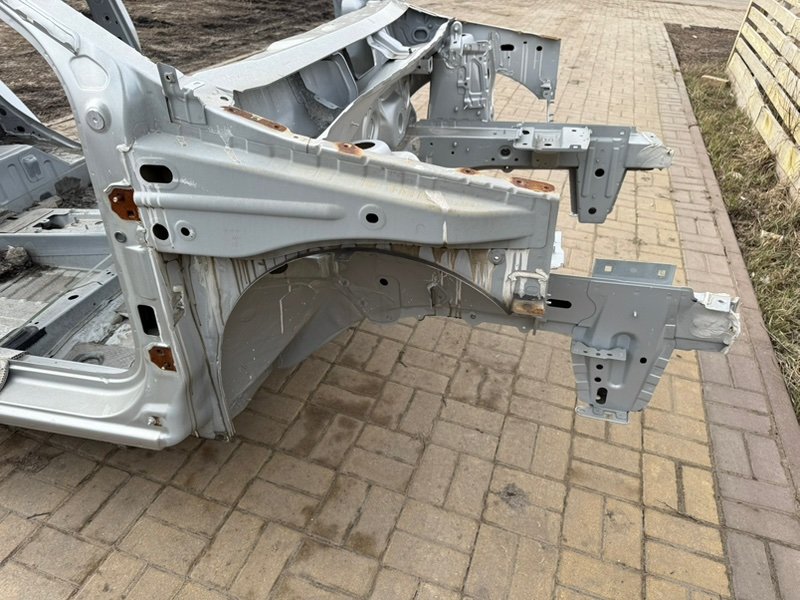 Лонжерон - фото 1