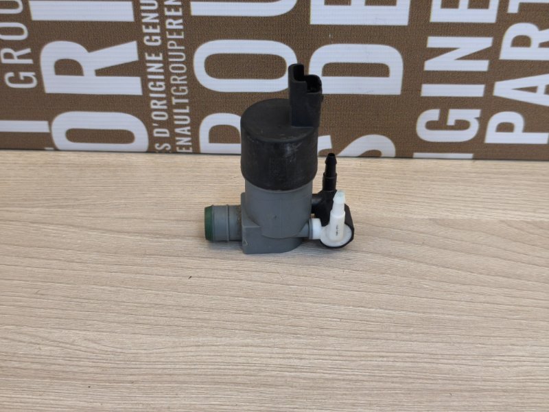 Моторчик бачка омывателя - фото 2